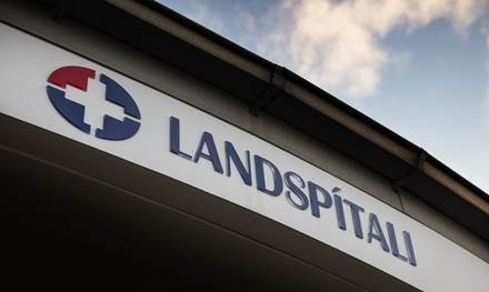 Landspitali-faerdur-a-haettustig